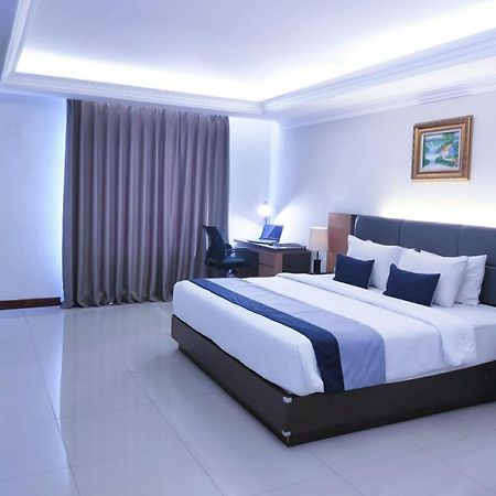 D'Senopati Malioboro Grand Hotel Yogyakarta Exteriör bild