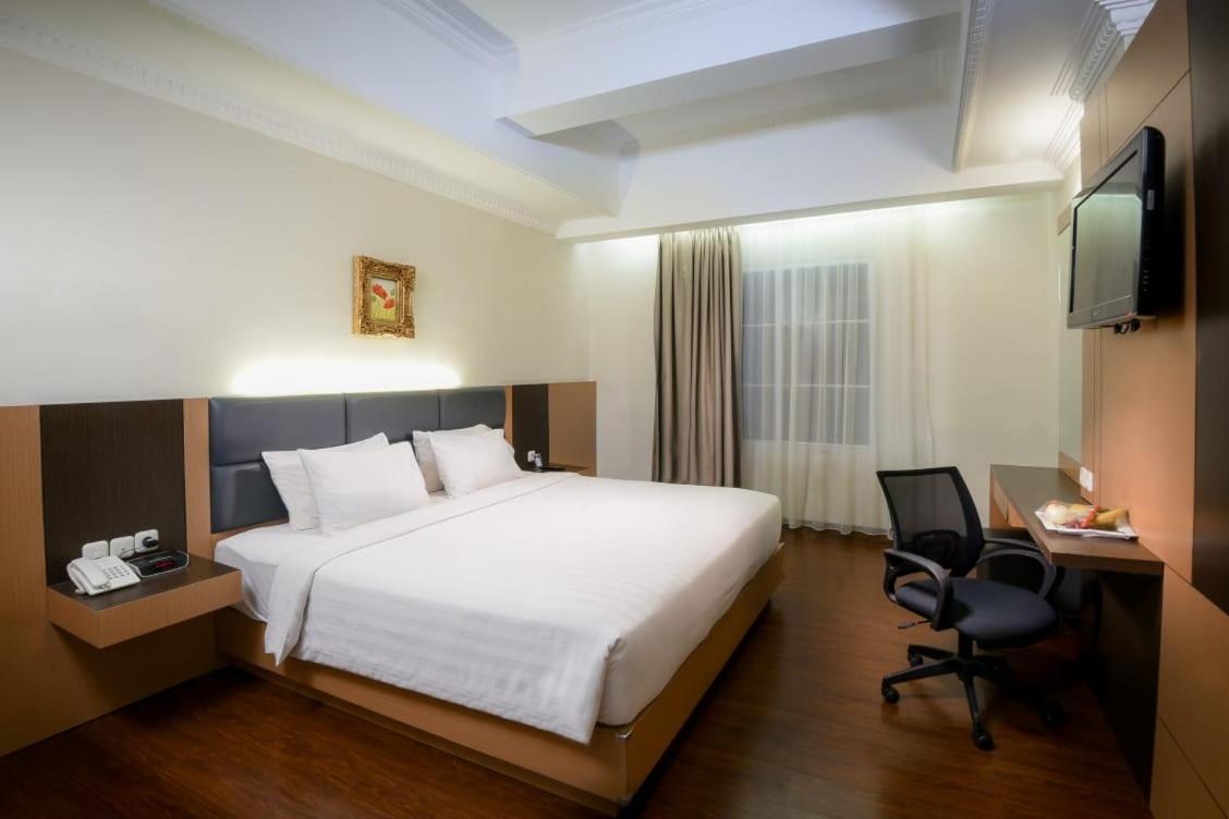 D'Senopati Malioboro Grand Hotel Yogyakarta Exteriör bild