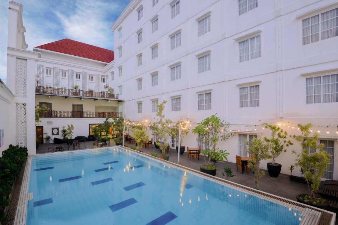 D'Senopati Malioboro Grand Hotel Yogyakarta Exteriör bild