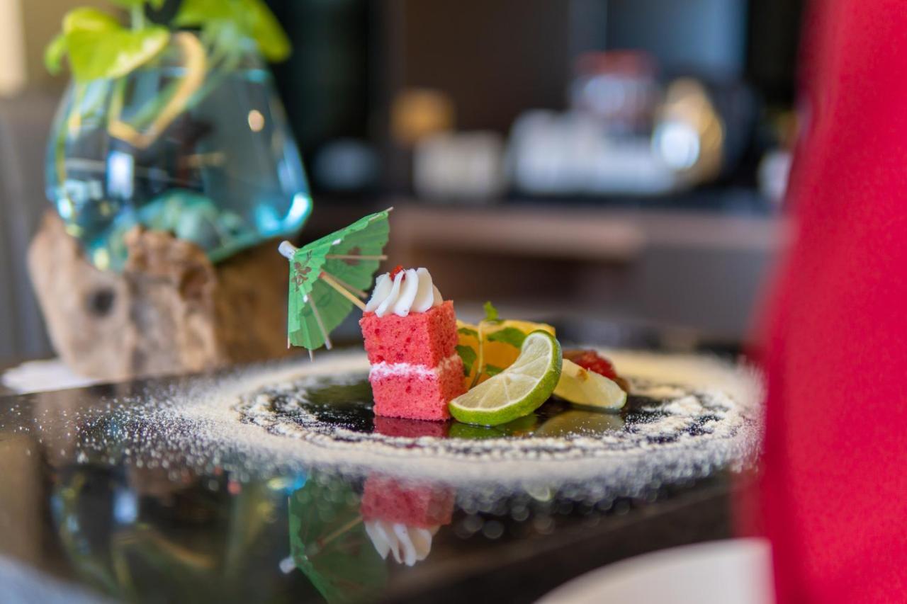 D'Senopati Malioboro Grand Hotel Yogyakarta Exteriör bild