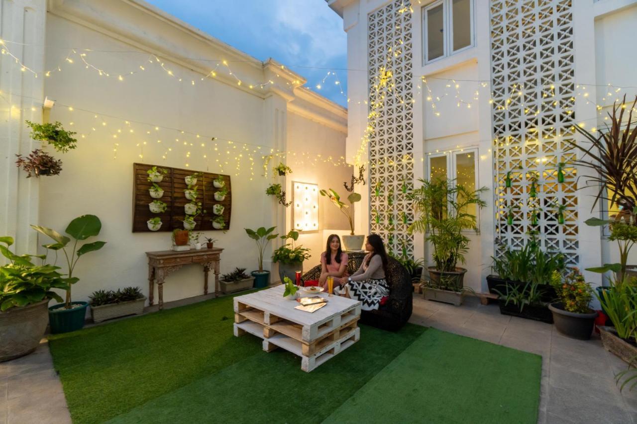 D'Senopati Malioboro Grand Hotel Yogyakarta Exteriör bild