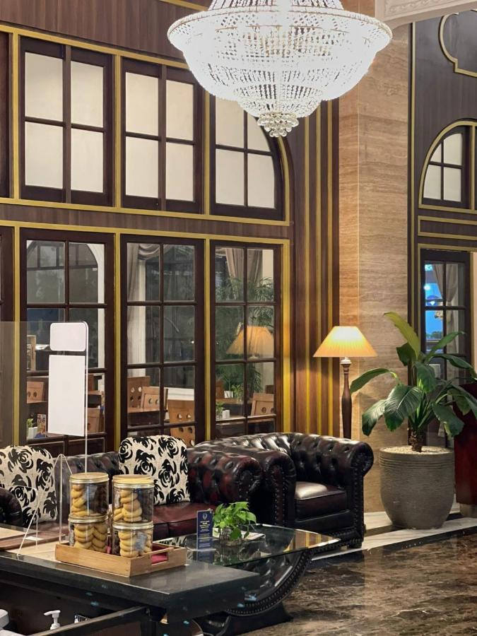 D'Senopati Malioboro Grand Hotel Yogyakarta Exteriör bild