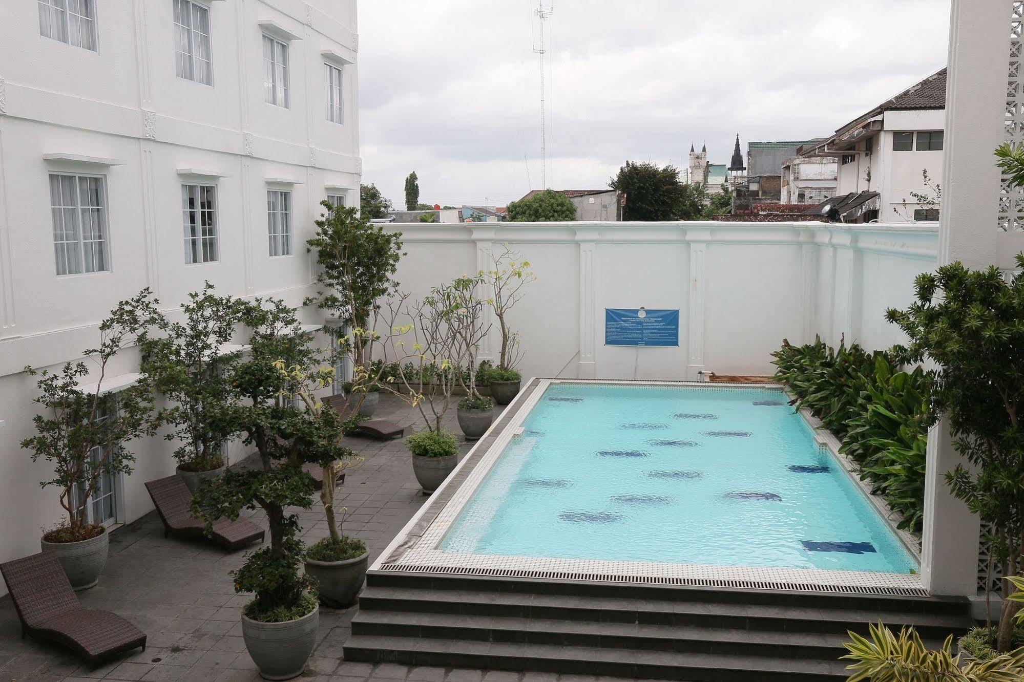 D'Senopati Malioboro Grand Hotel Yogyakarta Exteriör bild