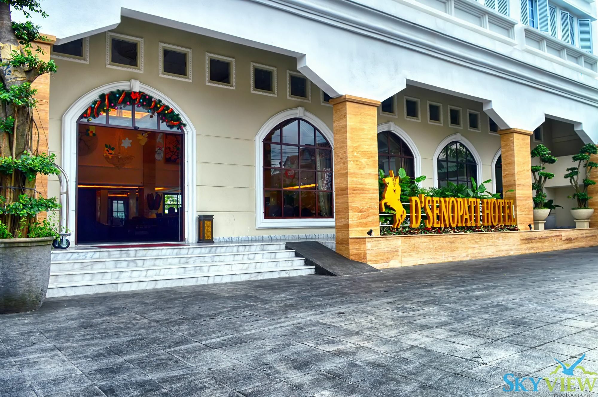 D'Senopati Malioboro Grand Hotel Yogyakarta Exteriör bild